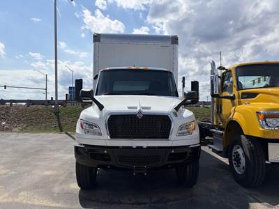 International MV Box Truck - Automatic