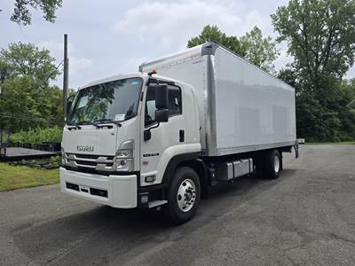 Isuzu FTR Box Truck