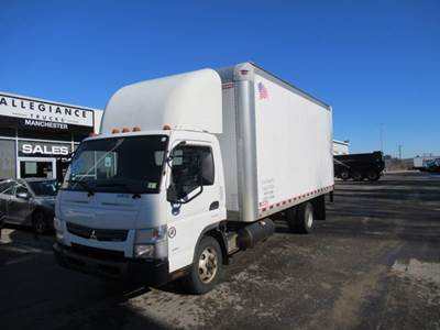 Mitsubishi Fuso FEC72S Box Truck - 135HP
