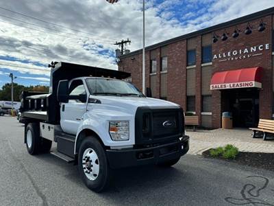 Ford F-650 XL Dump Truck - Automatic