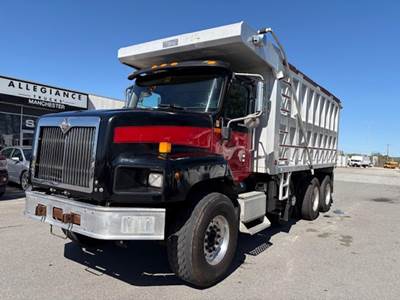 International Paystar 5600 Tri Axle Dump Truck - 430HP, 10 Speed Manual