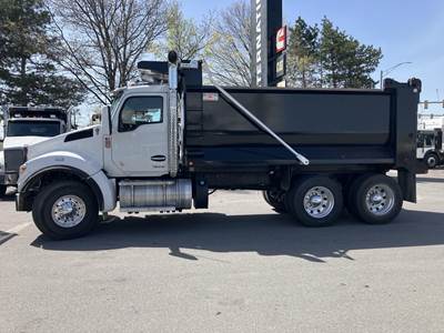 Kenworth T880 Dump Truck