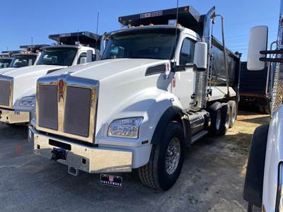 Kenworth T880 Tri Axle Dump Truck - Paccar 510HP