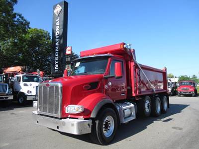 Peterbilt 567 Tri Axle Dump Truck - Paccar 455HP