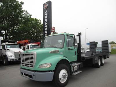 Freightliner M2 112 Flatbed Truck