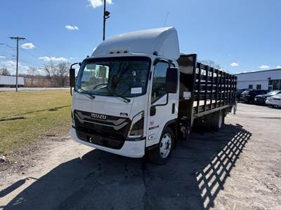 Isuzu NRR Flatbed Truck