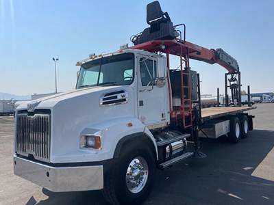 Western Star 4700 Tandem Axle Flatbed Truck - 450HP