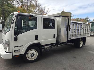 Isuzu NRR Landscape Truck