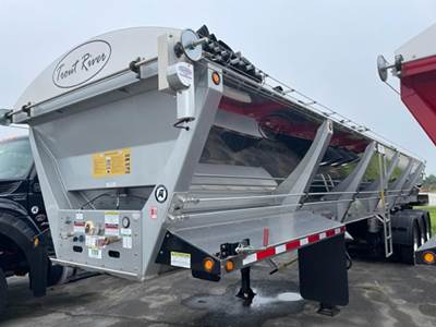 Trout River LIVE FLOOR Live Floor Trailer