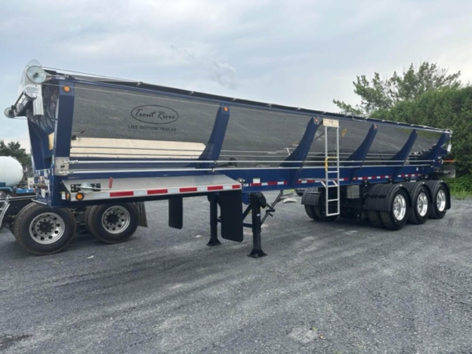 2024 Trout River LIVE FLOOR Live Floor Trailer For Sale Bangor, ME