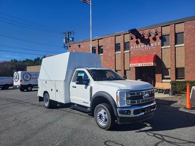 Ford F-550 Mechanic / Service Truck - 10 Speed Automatic