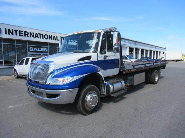 2014 International DuraStar 4300 Single Axle Rollback Tow Truck