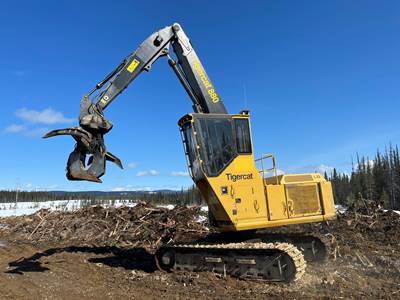 2016 Tigercat 880 Log Loader - WBM Log Grapple