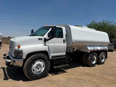 2008 GMC C8500 Water Truck 4000 gallons new steel tank!