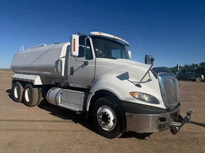 2016 International Prostar Water Truck 4000 gallons new steel tank!