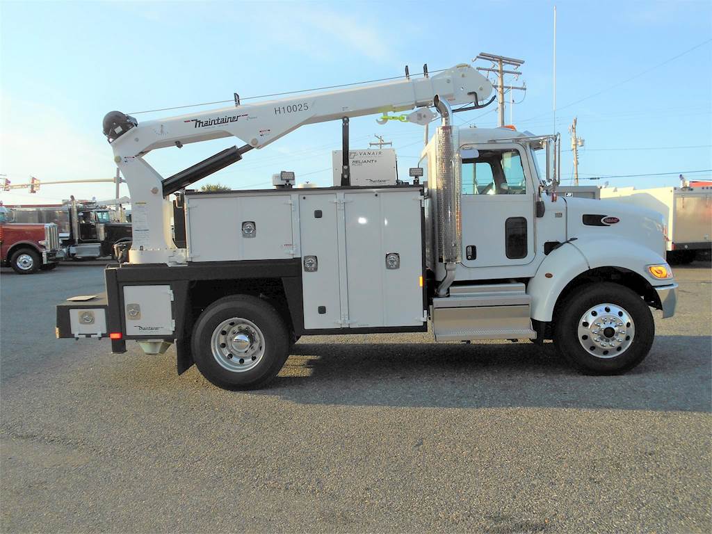 2020 Peterbilt 337 Mechanic / Service Truck Paccar, 300HP, Automatic