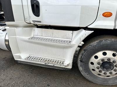 2013 Freightliner Cascadia Cab Fairing; Passenger Side