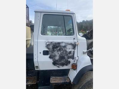 Ford LTL Cab Assembly