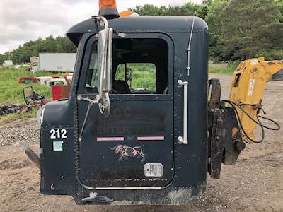 Freightliner FLD Cab Assembly