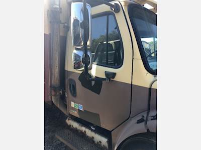 Freightliner Columbia M2 Passenger Door