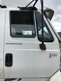 International 8600 Passenger Door