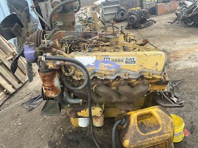 Caterpillar 3208 Diesel Engine - 175 HP