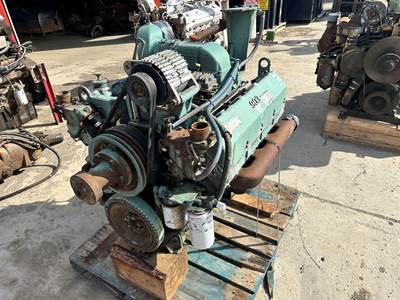 Cummins V-903 Diesel Engine