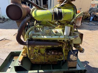 Detroit 8V71T Engine
