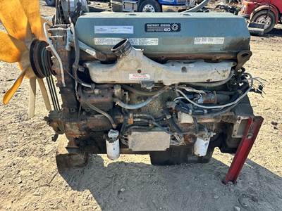 Detroit Series 60 12.7L Engine