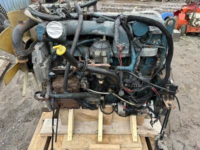 International DT466E (EGR) Engine