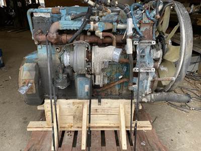 International DT570 Engine - 310 HP