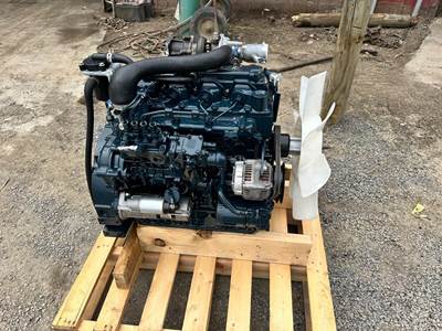 BRAND NEW Kubota V2607 Turbo Diesel Engine