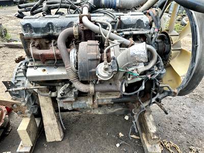 2005 Mack AC-330 Engine
