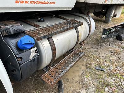 International 4300 Aluminum 100 Gal Fuel Tank