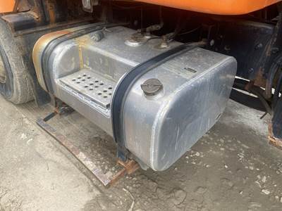 International 4700 Fuel Tank for 4700 4800 4900