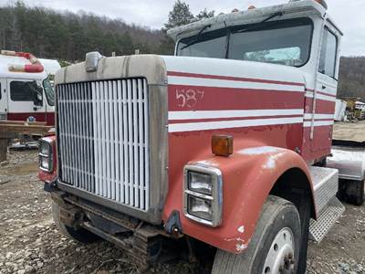 International 9370 Hood