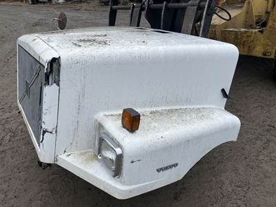 Volvo WG Hood