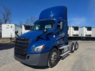Freightliner Cascadia 116 Day Cab Truck - Detroit 450HP, 12 Speed Dt12 Amt
