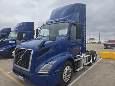 Volvo VNR64T300 Day Cab Truck - D13 410HP, 12 Speed I Shift Amt