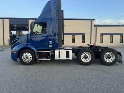 Volvo VNR64T300 Day Cab Truck - D13 410HP, 12 Speed I Shift Amt