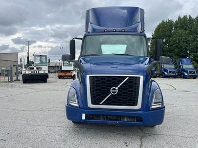 Volvo VNR64T300 Day Cab Truck - D13 410HP, 12 Speed I Shift Amt