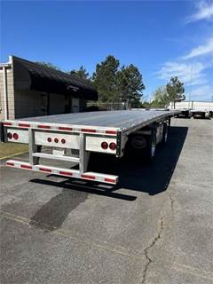 MAC Road Warrior 53x102 Aluminum Flatbed Trailer - Air Ride, Fixed Spread Axle