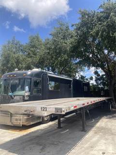 Transcraft 48x102 Combination Flatbed Trailer - Air Ride, Fixed Spread Axle