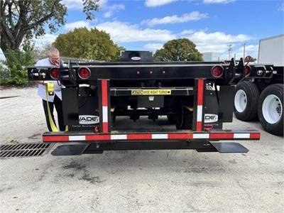 Wade 45x102 Steel Flatbed Trailer - Air Ride, Fixed Axle