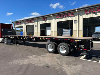 Wade 45x102 Steel Flatbed Trailer - Air Ride, Fixed Axle