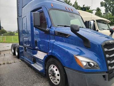 Freightliner Cascadia 116 Sleeper Semi Truck - Mid Roof Sleeper, Detroit 410HP, 12 Speed Dt12 Amt