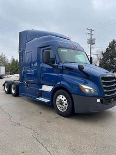 Freightliner Cascadia 116 Sleeper Semi Truck - Mid Roof Sleeper, Detroit 450HP, 12 Speed Dt12 Amt