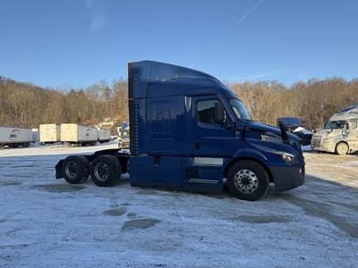 Freightliner Cascadia 116 Sleeper Semi Truck - 60" Mid Roof Sleeper, Detroit 450HP, 12 Speed Dt12 Amt