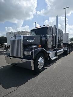 Kenworth W900L Sleeper Semi Truck - Flat Top Sleeper, Caterpillar, 18 Speed Manual