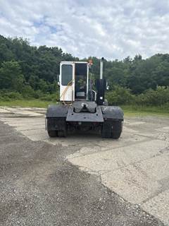 Kalmar Ottawa Yard Spotter Truck - Cummins, 200HP, Automatic